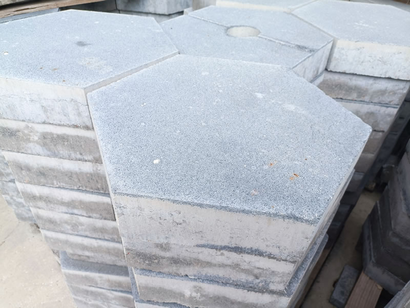 混凝土六角护坡砖（规格边长260x100mm）